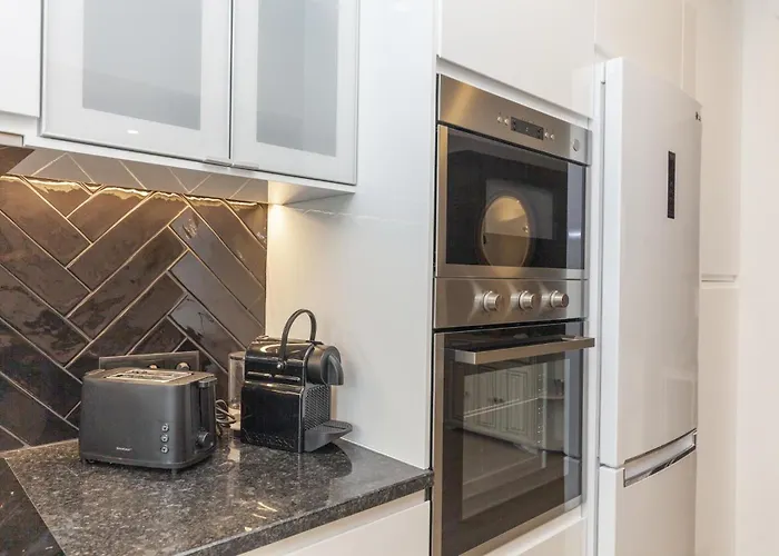 B35 - Andorinha Heart In *